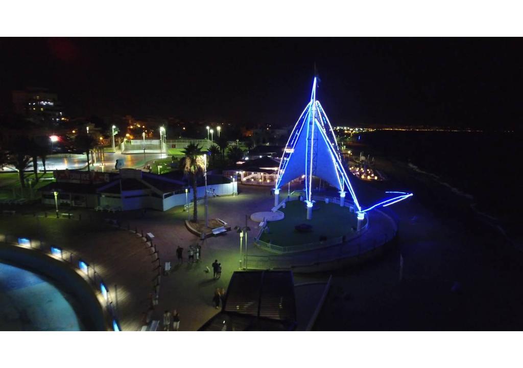 Ha-Aliya Sea View Apartment Нахария Екстериор снимка